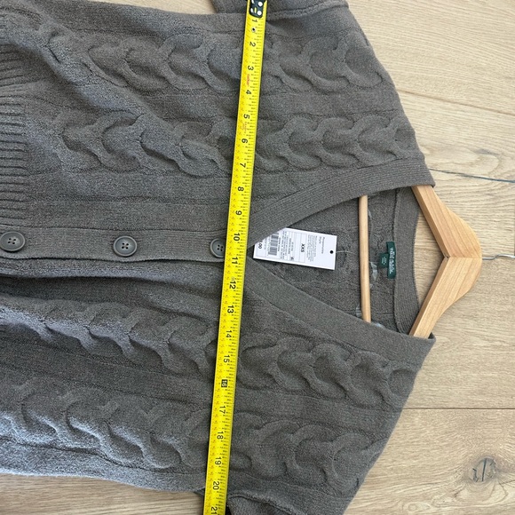 New Short Soft Special Sweater $28 - Picture 5 of 7